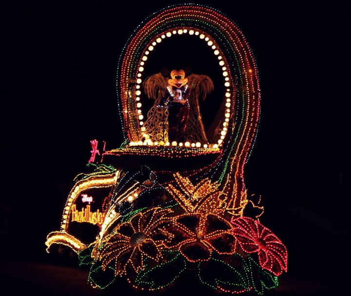 mickey Disney Fantillusion parade 