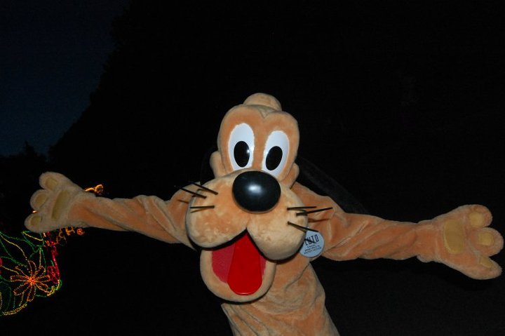 Plutot Disney Fantillusion Parade