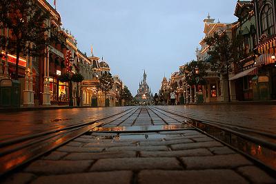 800px-Main_Street_USA,_Disneyland_Paris,_France