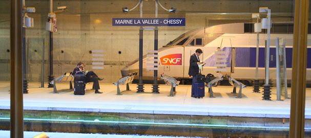 Gare marne la vallée RER A Disneyland Paris