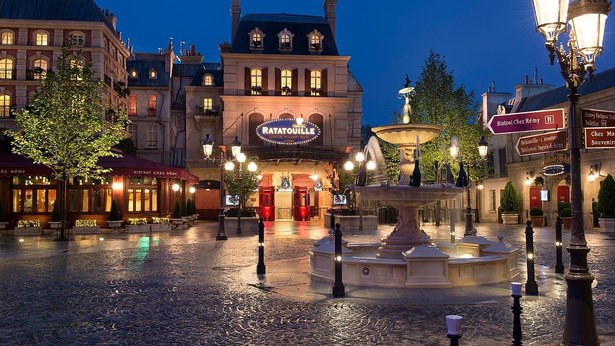 ratatouille de nuit à Disneyland paris