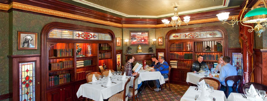 Disneyland Paris : Top 3 des restaurants Service à Table