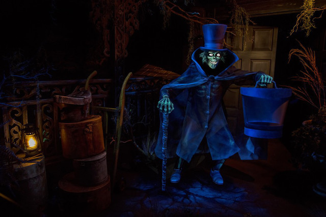 Hatbox Ghost à Haunted Mansion