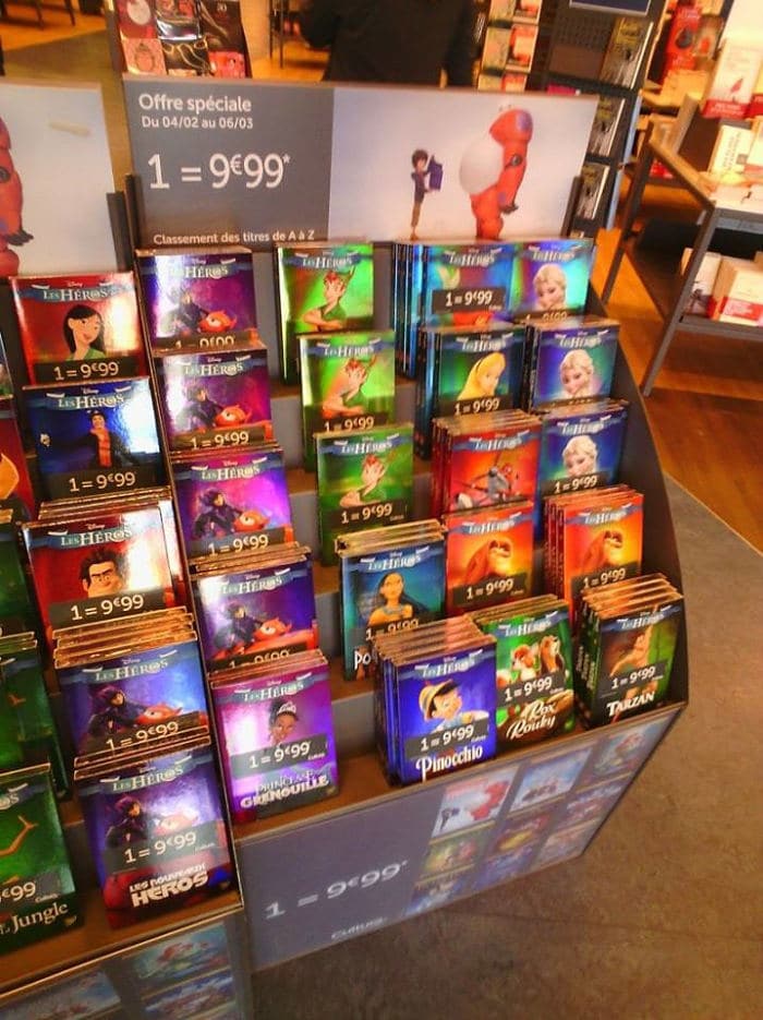 Disney collection DVD Héros et celle sur les Méchants Disney