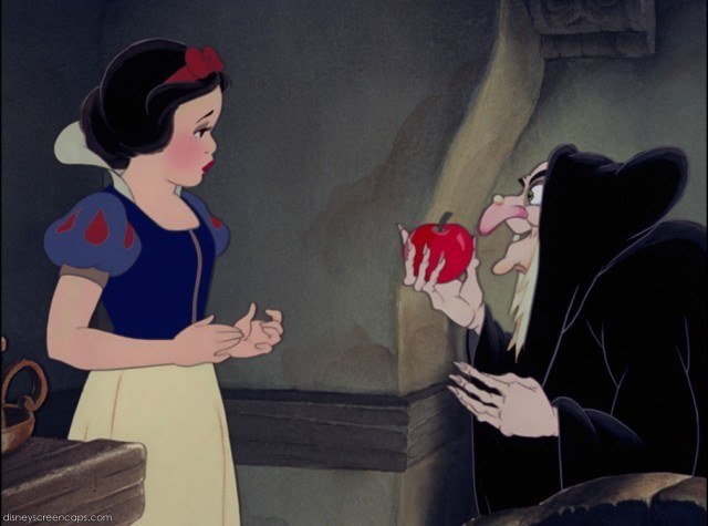 Snow_White_the_Witch_and_the_apple