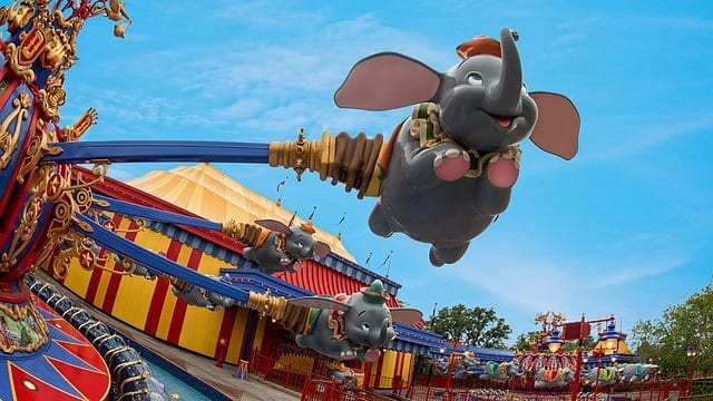 L'attraction Dumbo L'Eléphant Volant