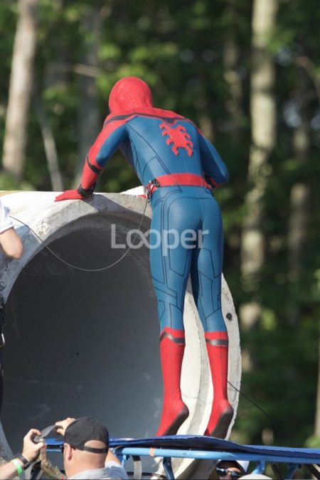 spider-man-homecoming-costume-marvel-580x870