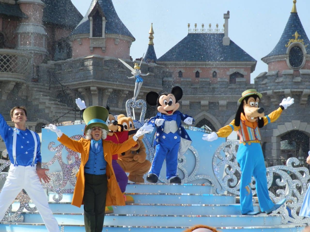 carte anniversaire disneyland paris Mickey Presente Joyeux Anniversaire Disneyland Paris Pour Les carte anniversaire disneyland paris