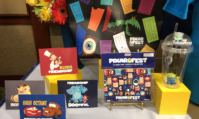 Cartes, puzzles et tot bag disponibles pendant la Pixar Fest.