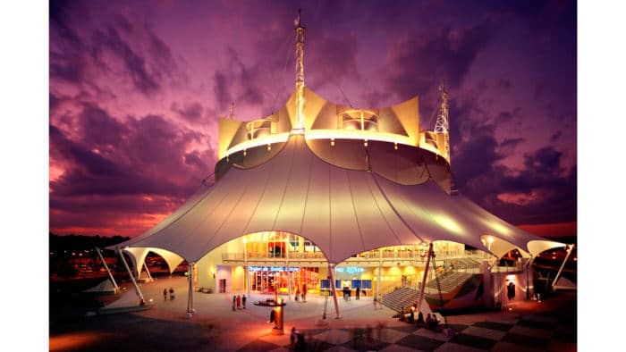 Photo du Cirque où est produit le spectacle du Cirque du Soleil la Nouba