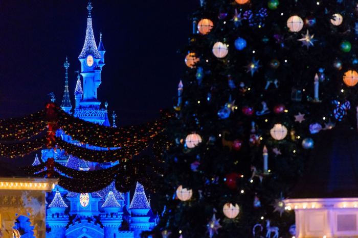 Personne ne fête Noël comme Disney+ ! Retrouvez vos classiques préférés et  les nouveautés les plus attendues sur la plateforme pour les fêtes de fin  d'année