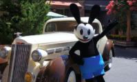 Photolocation avec Oswald à Buena Vista Street à Disney California Adventure