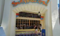 Photo du restaurant Schmoozies à Hollywood Land à Disney California Adventure.