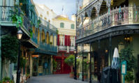 Photo de la Royal Street à New Orleans Square à Disneyland Resort.