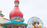 Ainsi Ainsi Photo du restaurant Lamplight Lounge dans Pixar Pier au parc Disney California Adventure de Disneyland Resort.