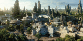 Artwork de Star Wars : Galaxy's Edge ouvert pendant les Extra Extra Magic Hours.
