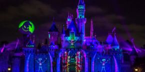 Photo du spectacle nocturne Halloween Screams à Disneyland Resort