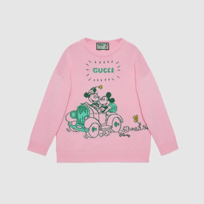 Pull rose Disney X Gucci 1 300 €
