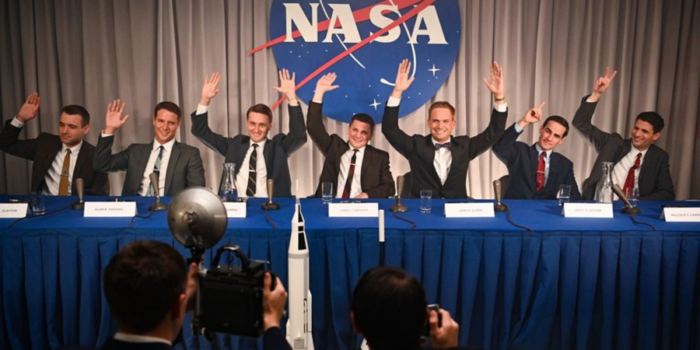 The Right Stuff : la conférence de presse où les Mercury Seven annonçaient qu'ils seraient les premiers astronautes américains.