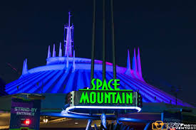 Star Wars Hyperspace Mountain au Parc Disneyland (Disneyland Paris), les montagnes russes de Discoveryland