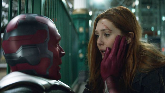 Paul Bettany et Elizabeth Olsen portent l'amour impossible de Vision et Wanda, Marvel Studios