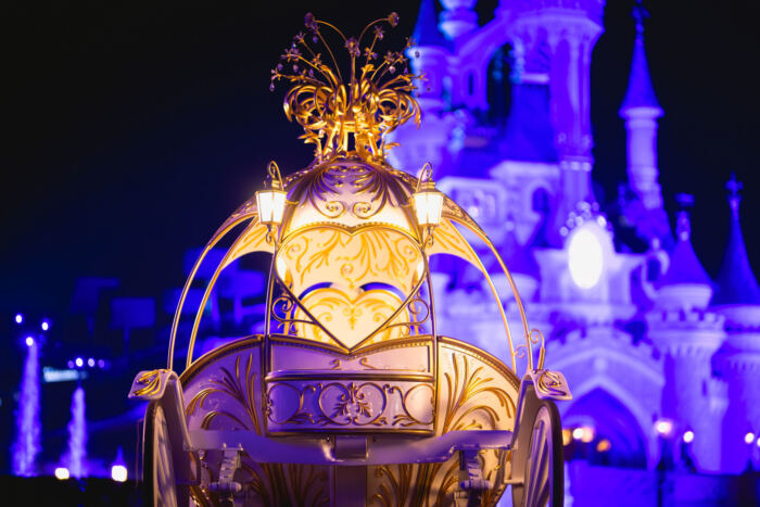 Disneyland Paris - Rendez votre collection pétillante grâce aux