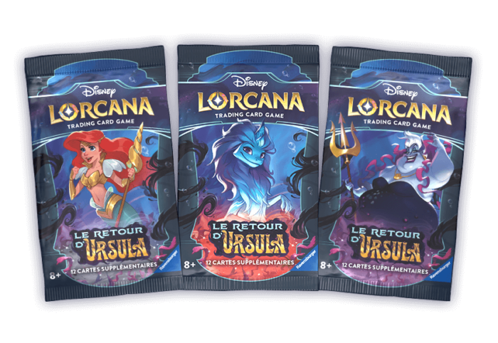 Trois boosters du jeu de cartes à collectionner Disney Lorcana chapitre 4 mettant en vedette des personnages fantastiques illustrés.