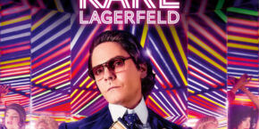 Affiche promotionnelle de la série Disney+ « Karl Lagerfeld », représentant une image stylisée de Lagerfeld avec des lunettes tenant un éventail, sur un fond vif et coloré avec des néons.